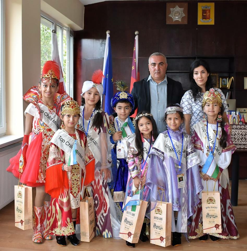 Узбекские дети на международном конкурсе